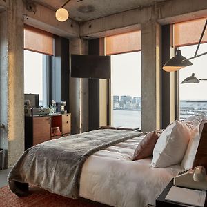 Deluxe Kamer met een King Size Bed op de Hoek